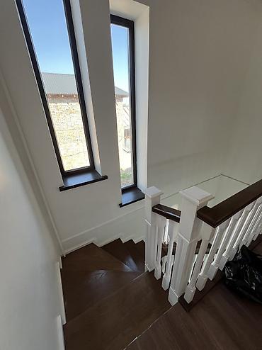 Долгосрочная аренда домов: 180 м², 5 комнат — 14