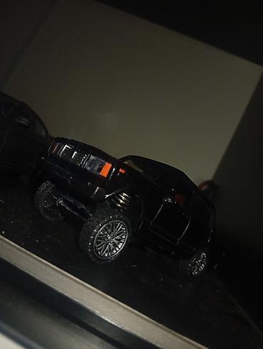 Avtomobil modelləri: Miqyaslı diecast oyuncaq avtomobil modelləri - Korpus: metal — 4