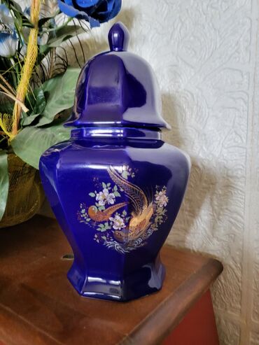 Vaze i saksije: Ćup, bоја - Šareno, Novo na lalafo.rs — 1 Vaze i saksije: Ćup, bоја - Šareno, Novo — 1