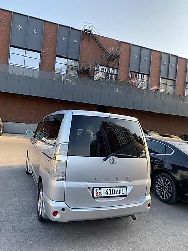 бу инструментов: Toyota Voxy: 2006 г., 2 л, Автомат, Бензин, Минивэн — 4