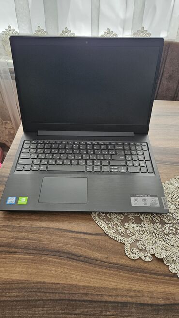 intel: Lenovo IdeaPad L340 noutbuku - Model: Lenovo IdeaPad L340-15IWL