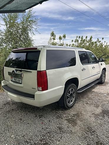 82 2: Cadillac Escalade: 2006 г., 6.2 л, Автомат, Бензин, Внедорожник — 4