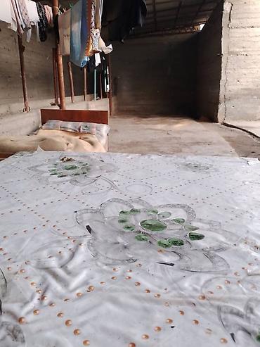 Продажа коттеджей и домов: Продаётся дача с хозяйственными постройками и просторным двором. - — 4