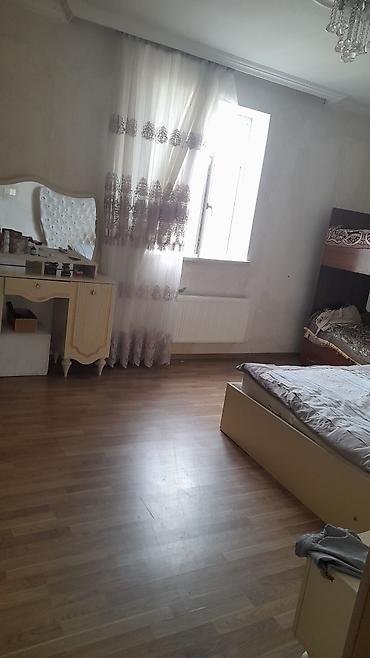 Həyət evləri və villaların satışı: 4 otaq heyet kamera sisdemi kombi var kanazasiya var heyete 3 4 maşin — 4