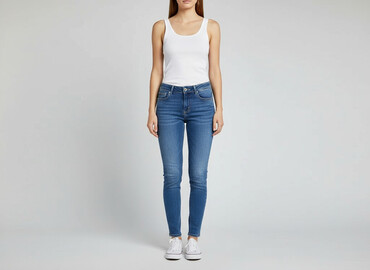 cross jeans zakręt: Divided, Jeans for women, size XS at lalafo.pl cross jeans zakręt: Divided, Jeans for women, size XS