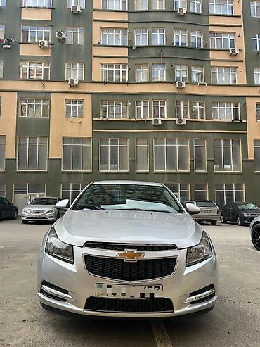 mazda satış: Chevrolet Cruze sedan – gümüşü rəng İli 2015 ideal veziyyetde mator — 1