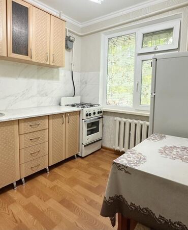 Продажа квартир: 2 комнаты, 43 м², 104 серия, 1 этаж, Евроремонт