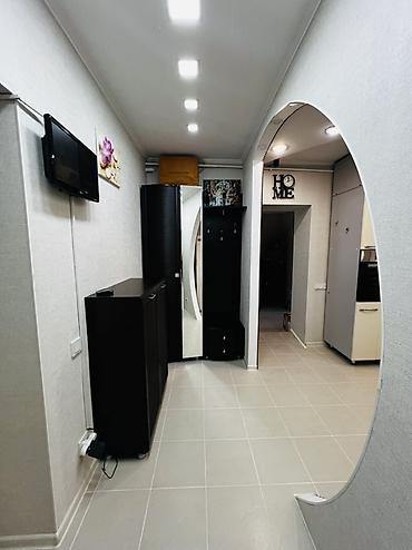 Продажа коттеджей и домов: Дом с участком и внутренним благоустройством. - Территория: забор по — 16