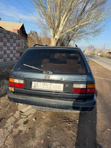 Volkswagen: Volkswagen Passat: 1991 г., 2 л, Механика, Бензин, Универсал