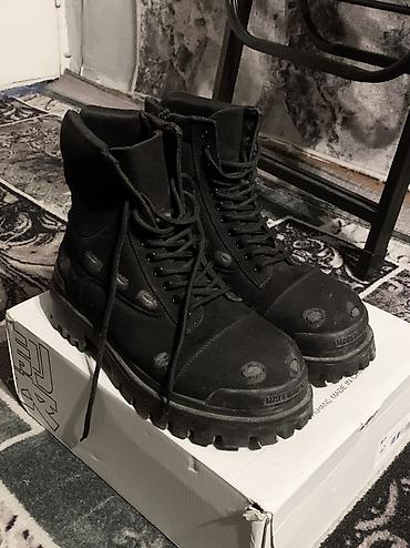 boot: Мужские ботинки, 42, 42.5, 43, Balenciaga, Б/у, цвет - Черный, Самовывоз, Платная доставка — 1