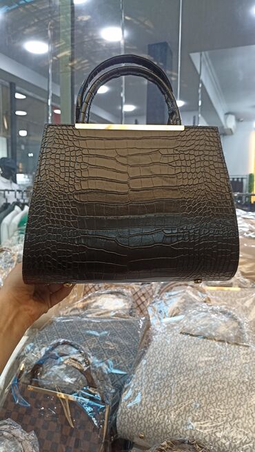 Çantalar: Əl çantası — 2