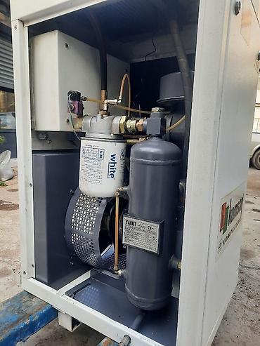 Оборудование для производства: 5,5 kw Vintovoy Komsan kompressoru 2-ci eldi ama yenidən seçilmir.Biz — 2
