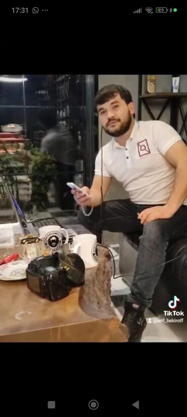 Такси, логистика, доставка: Sürücü işi axtarıram 5 ildir pravam var şəxsi şofer işid-ə olsa olar