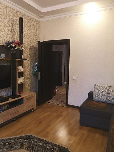 ev satilir baki: 3 otaqlı, Yeni tikili, 88 kv. m — 3