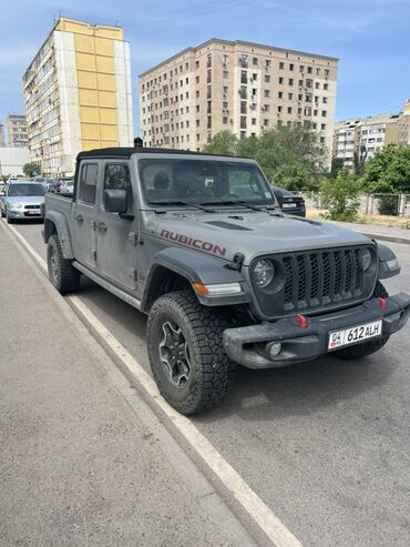 джип черроки: Внедорожник Jeep Gladiator Rubicon 2021 года, серого цвета, обьем 3,6