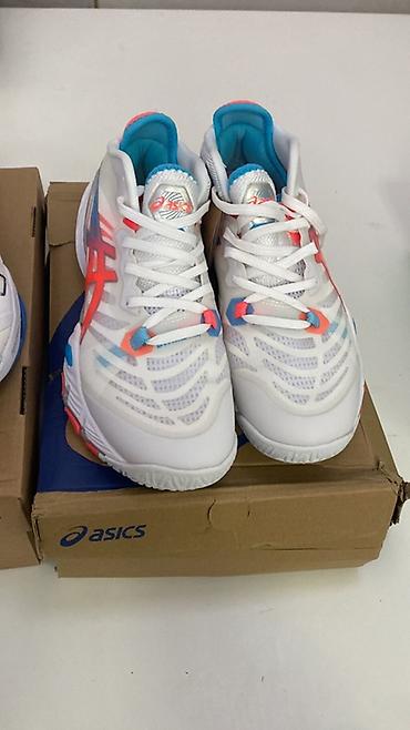 красовки asics: Кроссовки для спорта (несколько моделей) Описание: - Профессиональные — 2