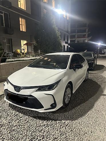 штабелер электрический бу: Toyota Corolla: 2021 г., 1.8 л, Вариатор, Гибрид, Седан — 6