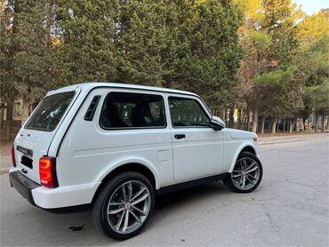 13 diskler: Yaxşı vezyede teker qarşığ verlir 
(Qiymet söbeti elme )