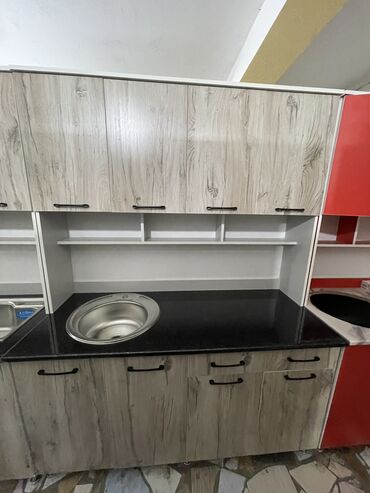 Кухонные гарнитуры: Кухонный гарнитур, Новый, В рассрочку, ДСП, Платная доставка — 11