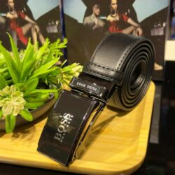 Kape i aksesoari: Kaiševi od kože
Cena:3100 din

100% koža — 4