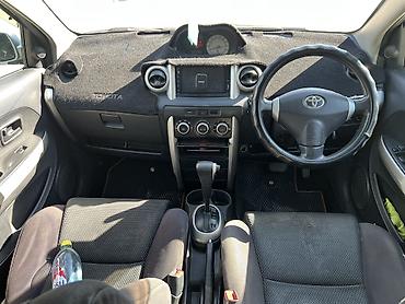lada 2113: Toyota Ist: 2003 г., 1.3 л, Автомат, Бензин, Хэтчбэк — 9