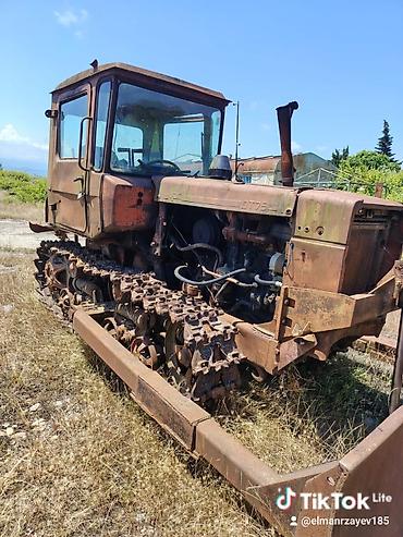 traktor dt 75 celilabad: Buldozer (paletli traktor) – DT-75 seriyası Texniki təsvir: - Tip — 3