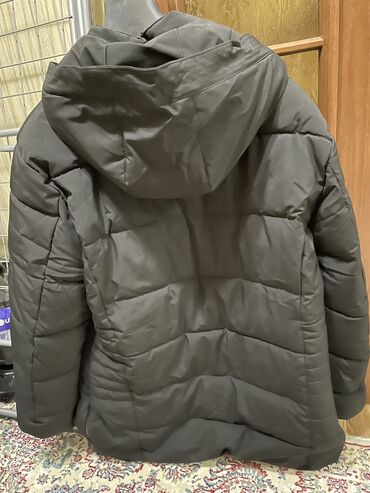 Пальто: Пуховик мужской размер 54 идет на 52 одевали сезон торг