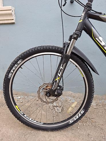 İdman velosipedləri: Stels Navigator madelidi 26 ölçüdür.Alimium cercivedir.Butun sistemi — 8