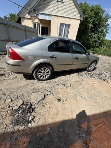 Ford: Ford Mondeo: 2004 г., 1.8 л, Механика, Бензин, Седан — 5