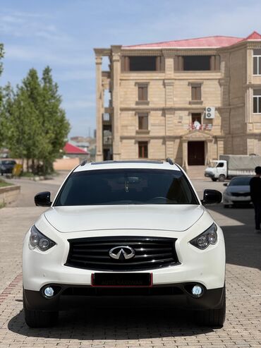 r13 diskler: Infiniti QX70: 3.7 l | 2015 il 118353 km Krossover
