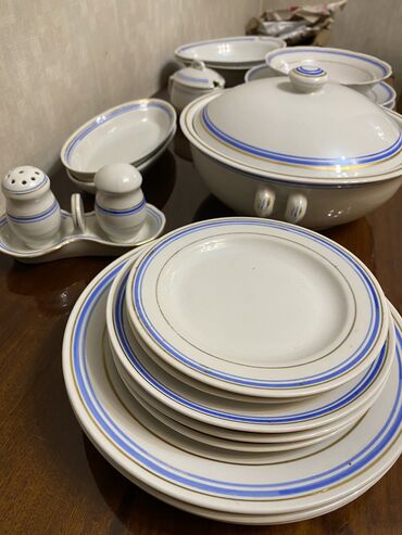 Наборы посуды: Фарфоровый сервиз, Пр-во Корея. 2 тарелки для супа, 3 столовых — 2