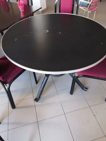 Setovi stolova i stolica: Okrugli kafe/ugostiteljski sto sa metalnom bazom + stolice - Sto — 1