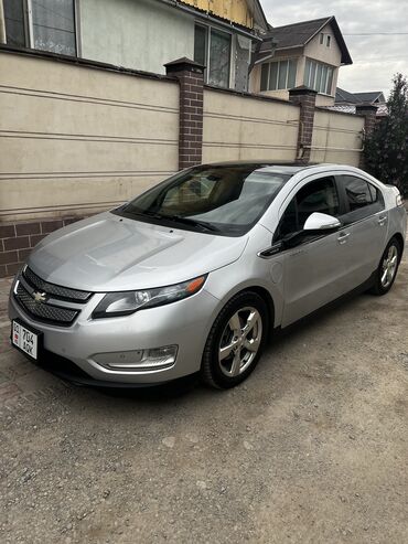 матиз на вариант: Chevrolet Volt: 2012 г., 1.4 л, Вариатор, Электромобиль, Хэтчбэк