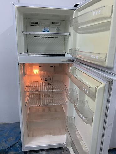 mini refrigerator: Холодильник Daewoo, Б/у, Двухкамерный, No frost, 60 * 163 * 60 — 2