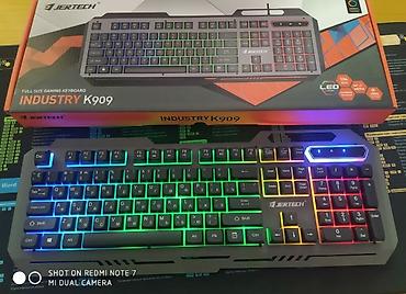 Клавиатуры: Клавиатура, Мембранная, Проводное подключение, Размер: 100% — 17