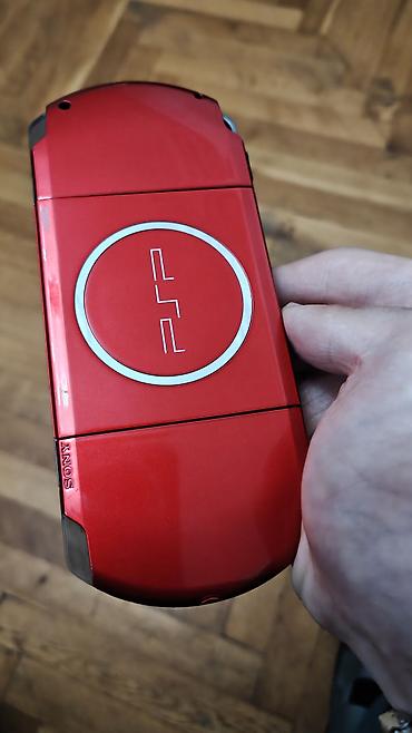 PSP (Sony PlayStation Portable): Sony PSP-3004 (Red) – portativ oyun konsolu temizdi sadece ekranda — 4