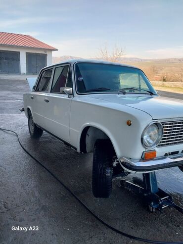 VAZ (LADA): VAZ (LADA) 2111: 1.3 l | 1980 il 7765 km Sedan