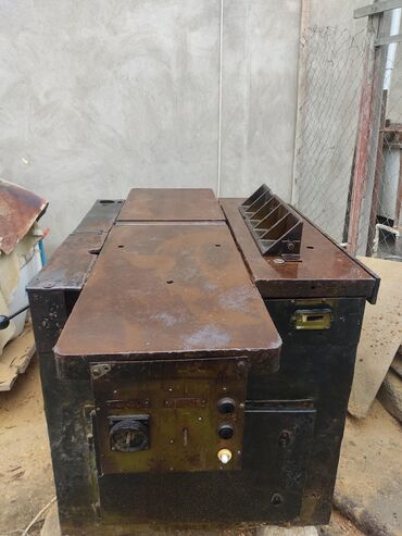Mebel və taxta dəzgahları: Ağac emalı üçün ağır tip dəzgah sovet malı mişarrəndə,plintus — 1