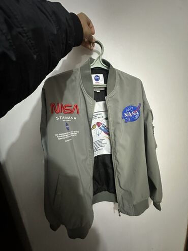 вязание пончо для полных женщин: Бомбер с нашивками NASA - Цвет: серый/хаки - Классический крой