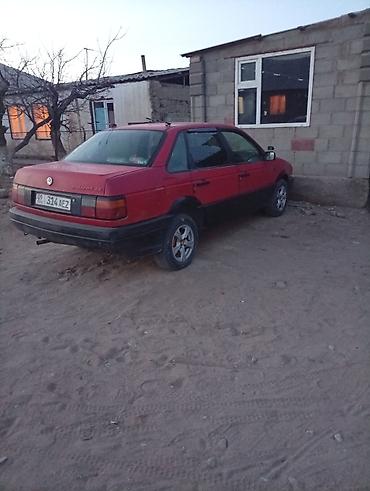 Volkswagen: Volkswagen Passat: 1989 г., Седан — 9