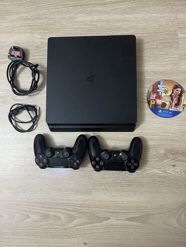 playstation 5 bakida: Playstation 4 Slim model 500 gb yaddaş super vəziyyətdə heçbir