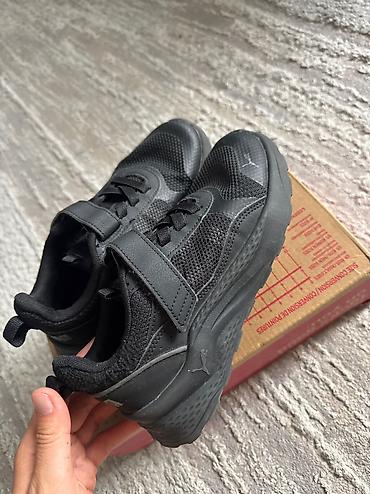соломон обувь: Детские кроссовки PUMA, полностью чёрные. Характеристики: - Размер — 3