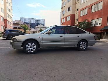 митсубиси спес стар: Mitsubishi Galant: 1995 г., 2 л, Механика, Бензин, Лифтбек — 2