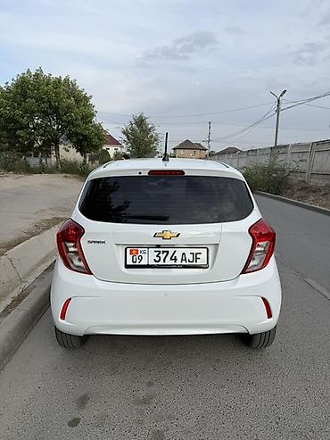 Унаа сатуу: Chevrolet Spark: 2021 г., 1 л, Вариатор, Бензин, Хетчбек — 2