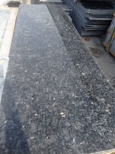 Фасадные гранитные плитки: Размер: Другой размер мм, Серый — 27