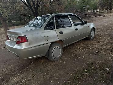 тесла модел с: Daewoo Nexia: 2008 г., 1.6 л, Механика, Бензин, Седан — 4