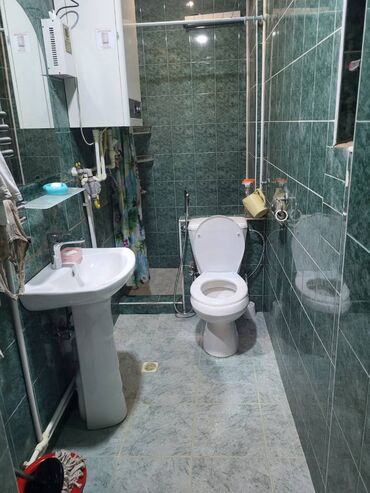 Uzunmüddətli kirayə mənzillər: Xətai Əhmədli qəs Həzi Aslanov metro Ukrayna dairəsi nömrə N-1 Çörək — 13