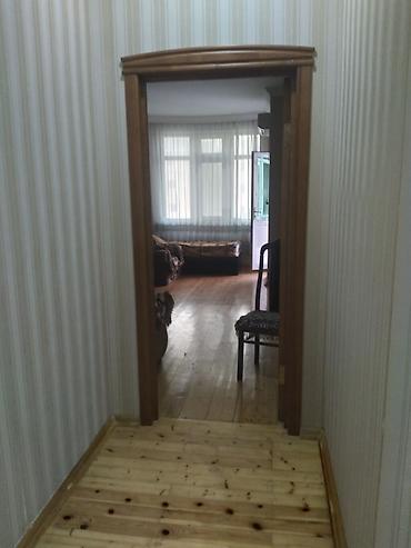Квартиры: 2 otaqlı mənzil – geniş və işıqlı zal, iri pəncərələr və balkon 2 — 4