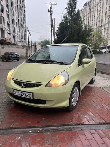 Honda: Honda Fit: 2005 г., 1.4 л, Вариатор, Бензин, Хэтчбэк — 2