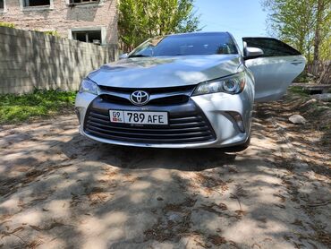 купить авто аварийном состоянии: Toyota Camry: 2017 г., 2.5 л, Автомат, Гибрид, Седан